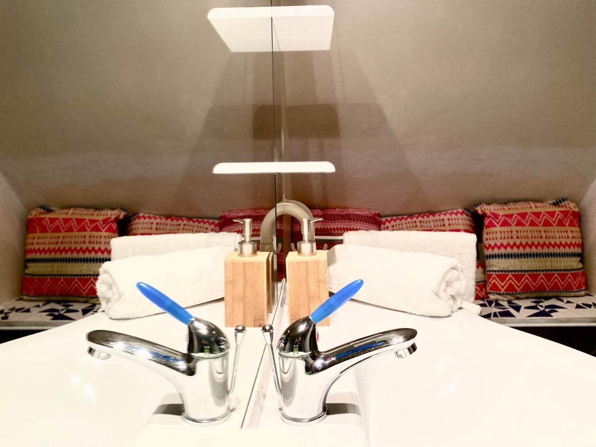 Tour Des Alleux - Maison De Maitre Pour 6 Taden Extérieur photo