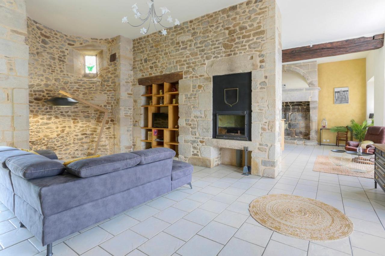 Tour Des Alleux - Maison De Maitre Pour 6 Taden Extérieur photo